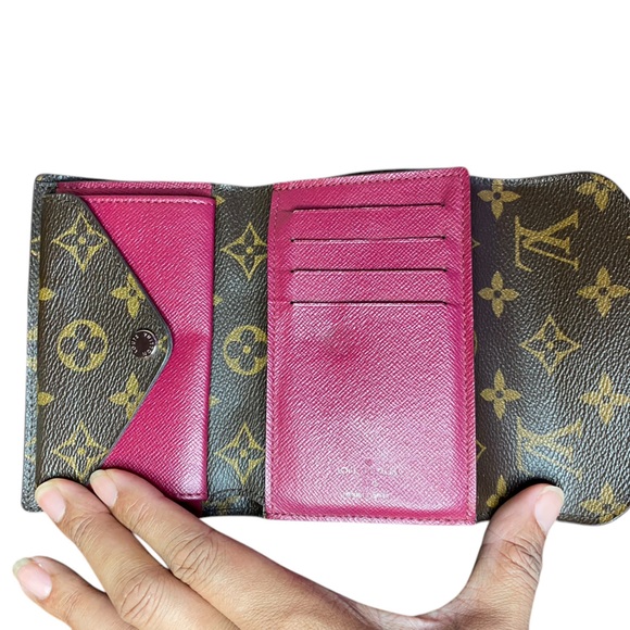 Louis Vuitton Epi Portefeuille Marie LouConpact Tri-Fold Wallet w/Dustbag - Picture 5 of 8